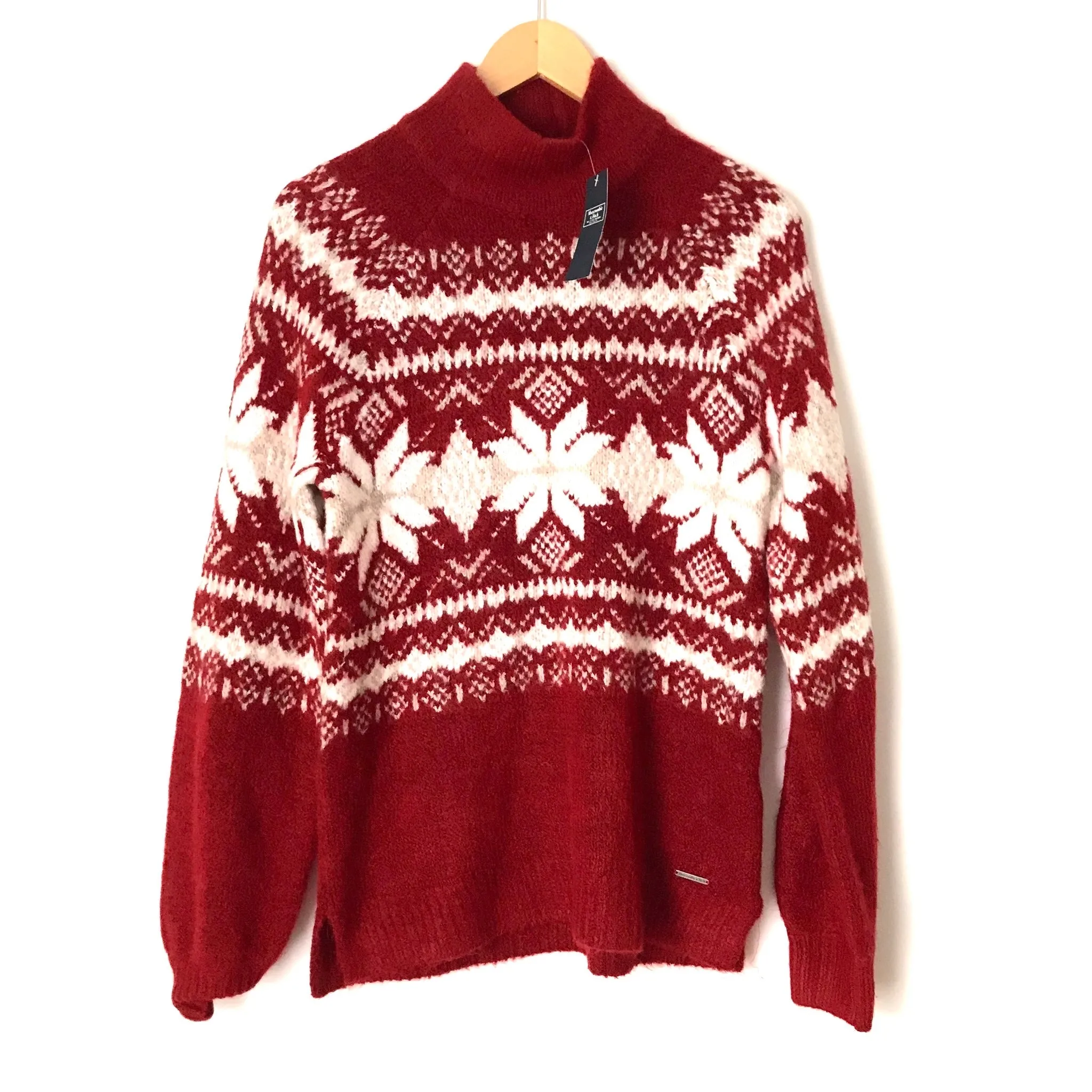 Abercrombie&Fitch Red and White Knit Sweater NWT- Size S