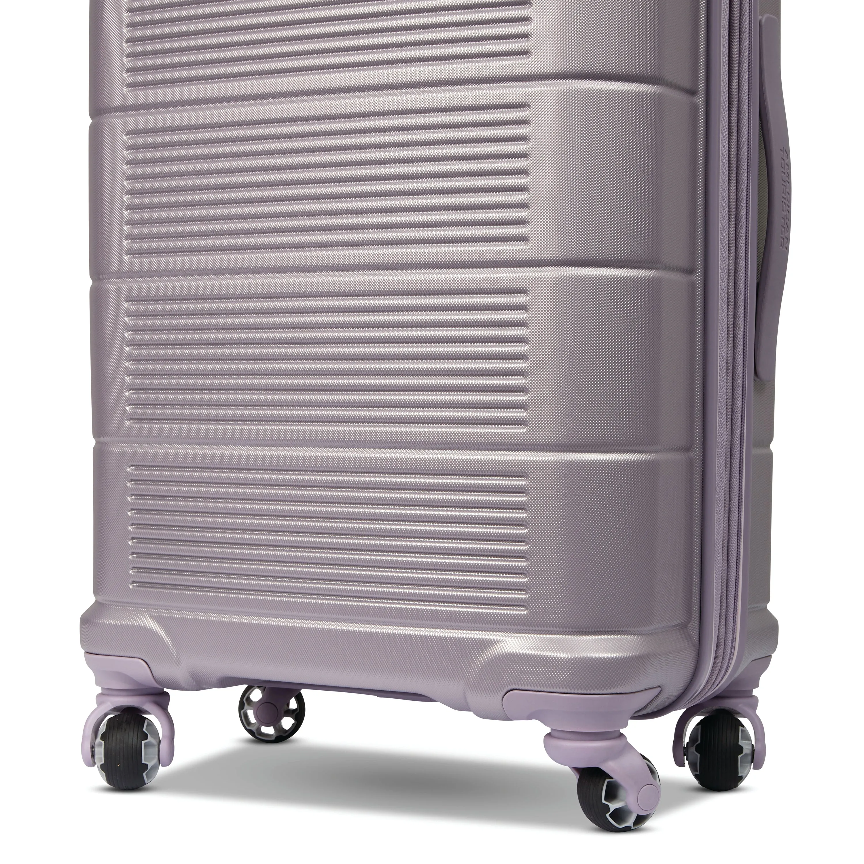 Stratum 2.0 Hardside 24"  Medium Checked Luggage